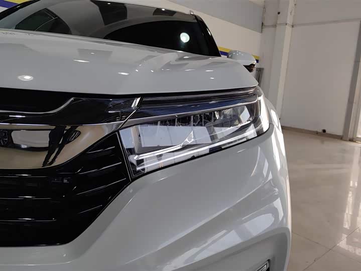 Фото 5 - Honda Avancier