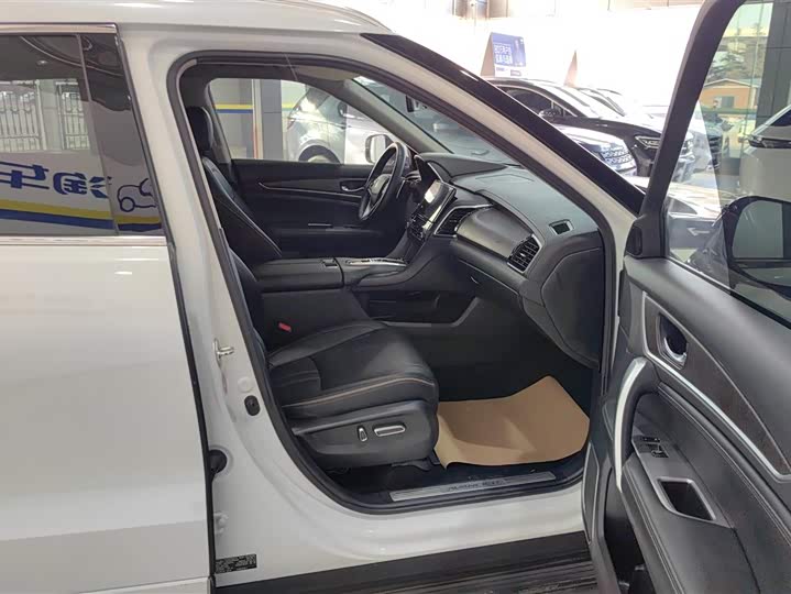 Фото 8 - Honda Avancier