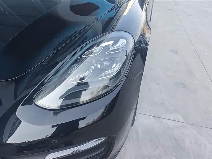 Фото 5 - Porsche Panamera