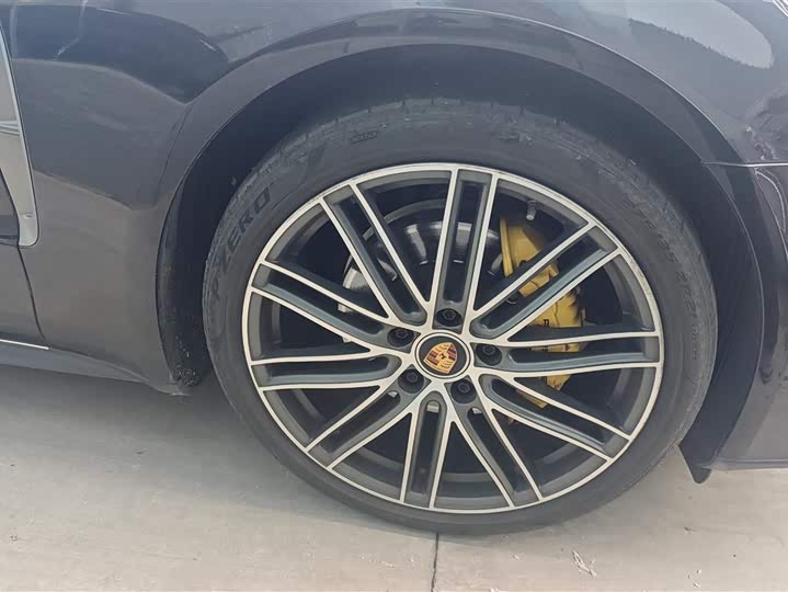 Фото 6 - Porsche Panamera