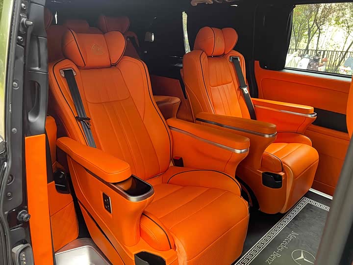 Фото 9 - Mercedes-Benz Vito