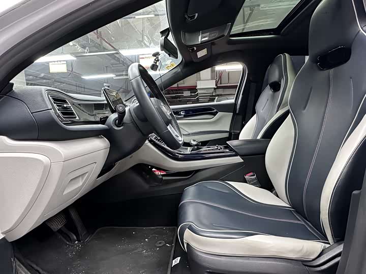 Photo 5 - BYD Qin Plus