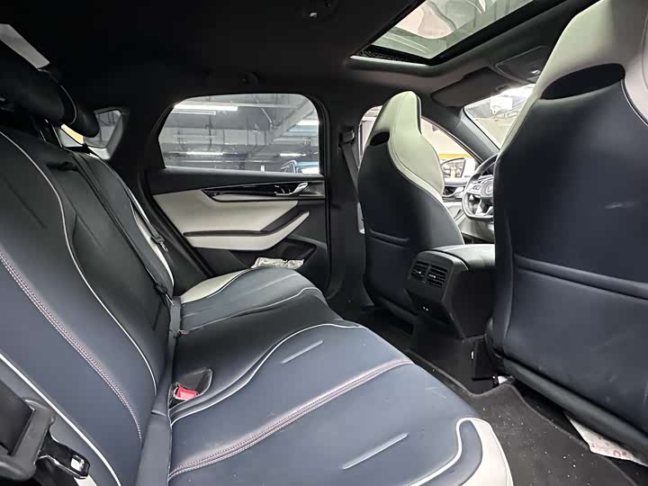 Photo 8 - BYD Qin Plus