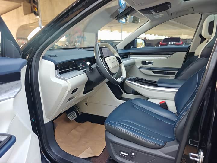 Photo 8 - Jetour Dashing Hybrid