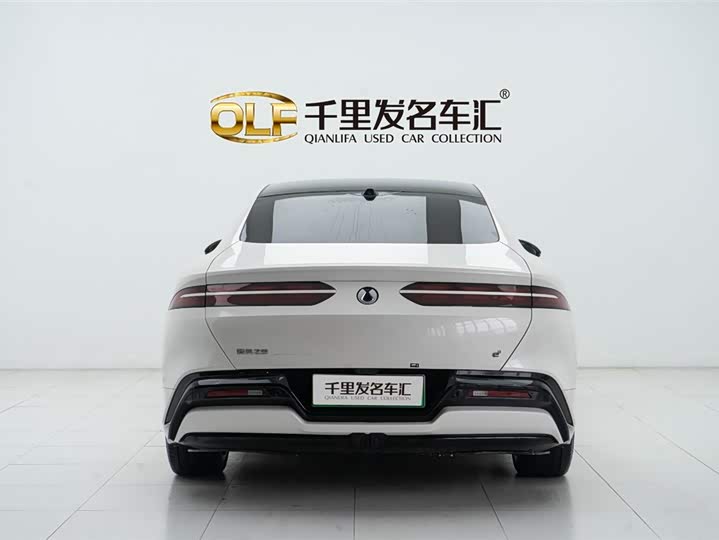 Фото 5 - Denza Z9