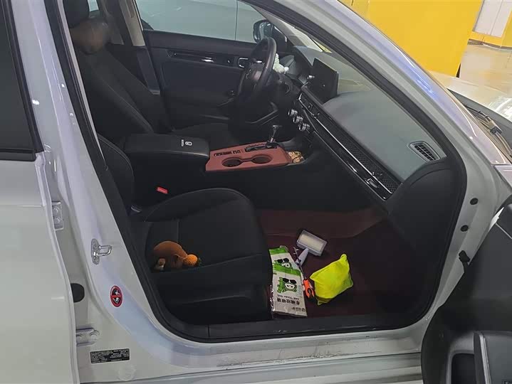 Фото 8 - Honda Civic