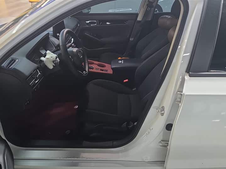 Фото 9 - Honda Civic