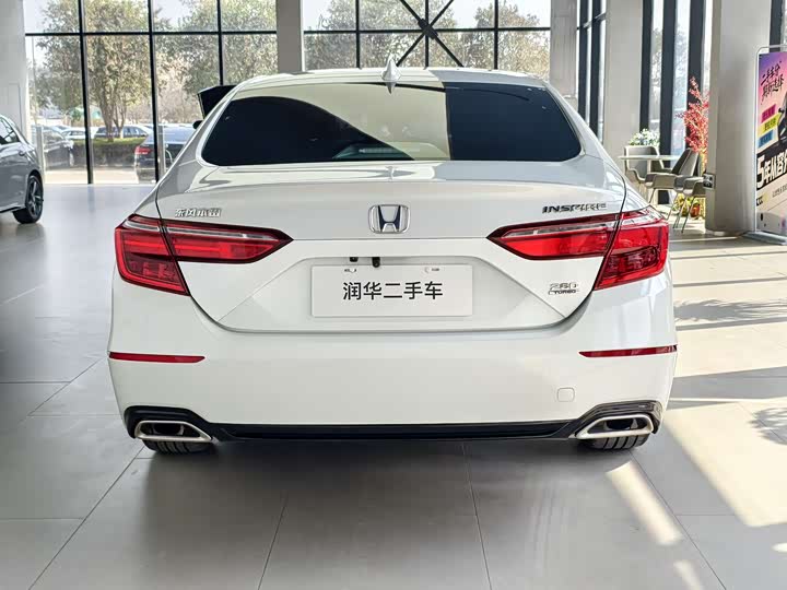 Фото 4 - Honda Inspire