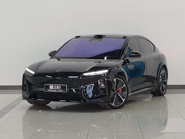 Фото 1 - Nio ET5