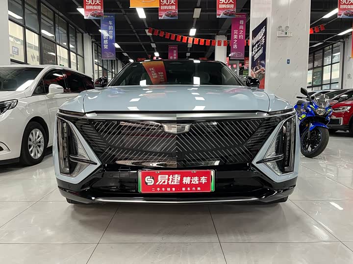 Photo 2 - Cadillac Lyriq