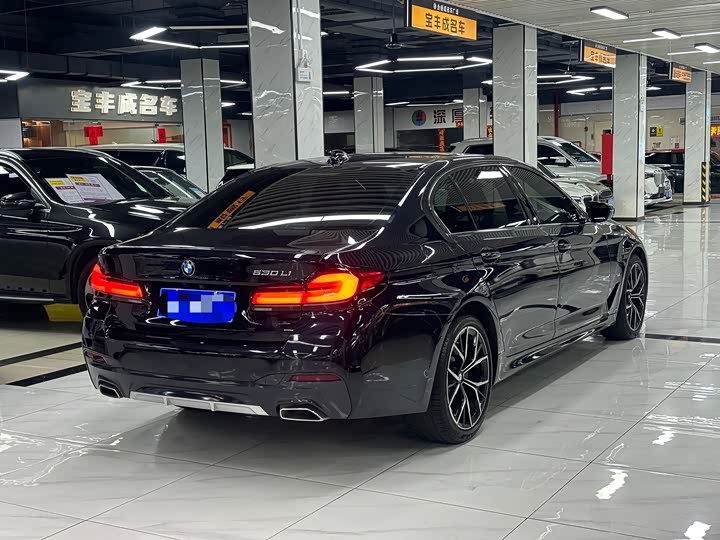 Фото 4 - BMW 5 Series