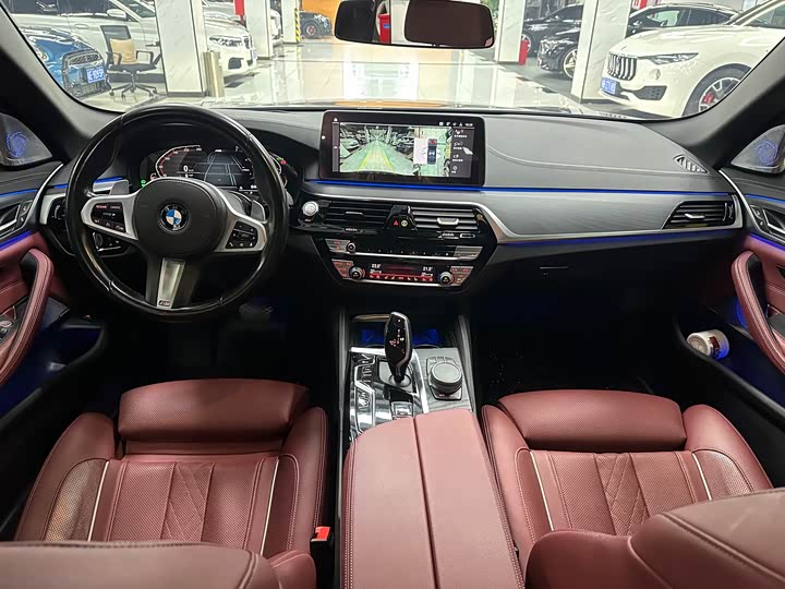 Фото 8 - BMW 5 Series
