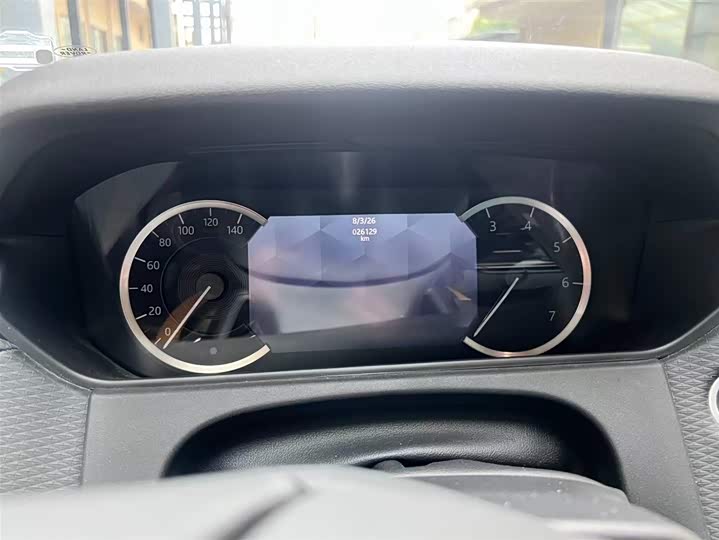 Фото 3 - Land Rover Range Rover Velar