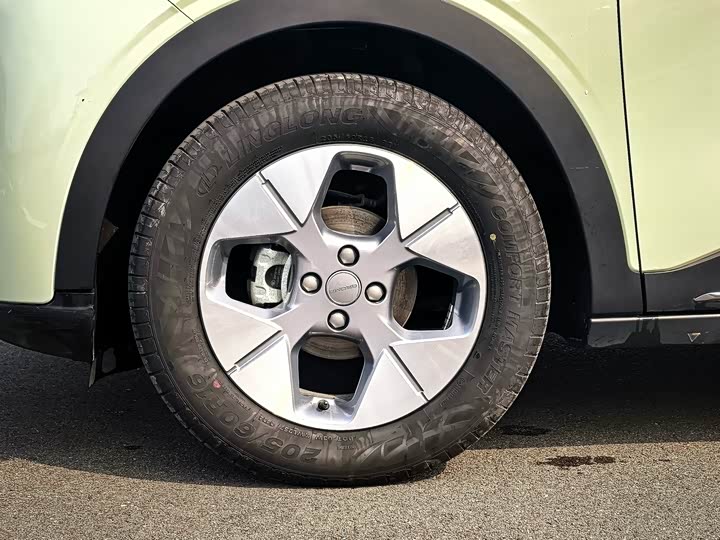 Фото 5 - Geely Galaxy Geome