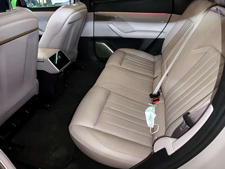 Фото 5 - Nio Onvo L60