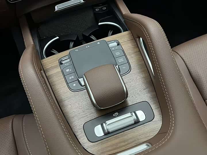 Photo 5 - Mercedes-Benz GLE-Class Hybrid