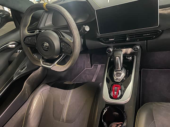 Фото 7 - Lotus Emira