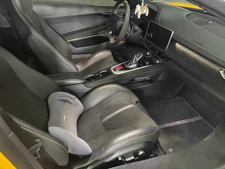 Фото 8 - Lotus Emira