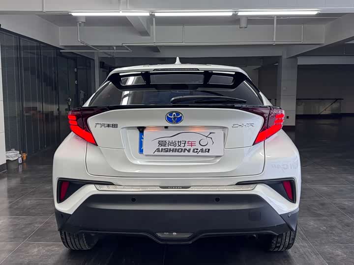 Photo 6 - Toyota C-HR