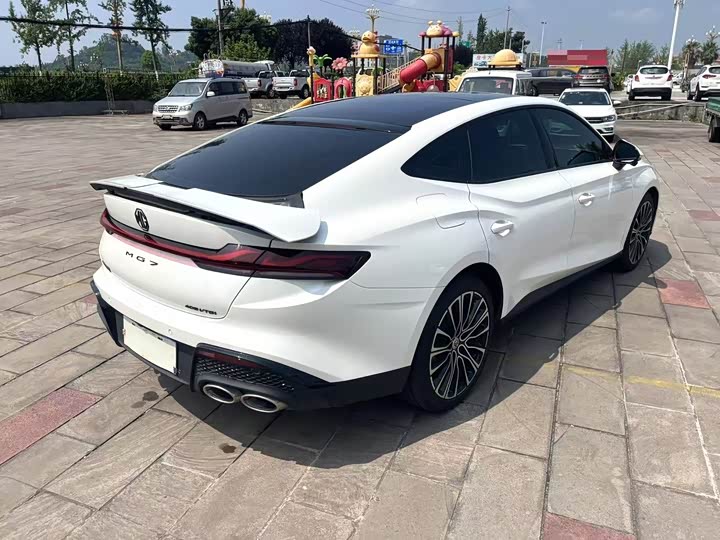 Фото 9 - MG Motor 7