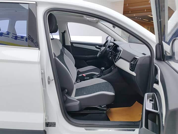 Фото 8 - Jetta VS7