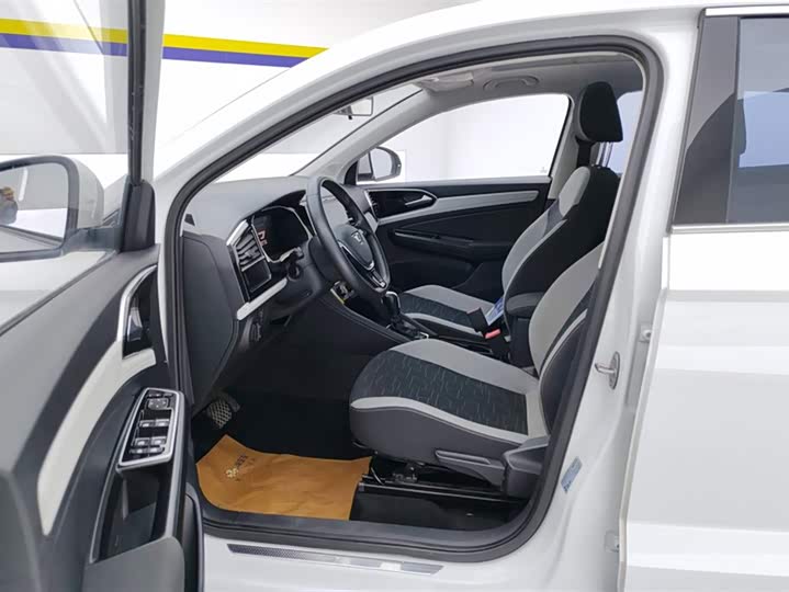 Фото 9 - Jetta VS7