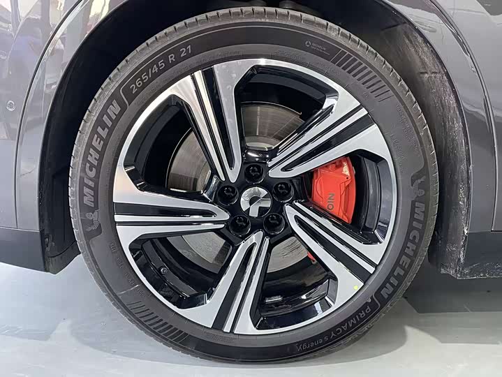 Фото 4 - Nio ES8