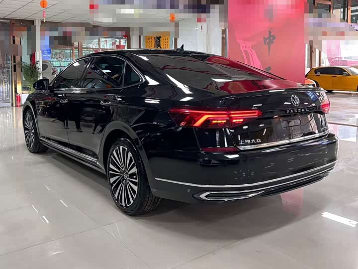 Фото 4 - Volkswagen Passat