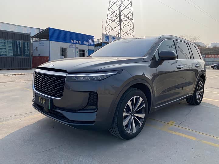 Фото 3 - LiXiang One