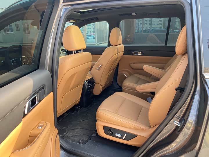 Фото 5 - LiXiang One