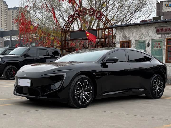 Фото 1 - Avatr 12