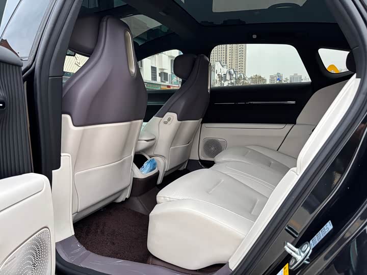 Фото 7 - Avatr 12