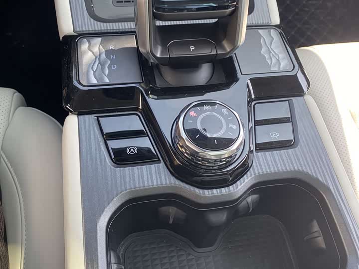 Photo 4 - Jetour Shanhai T1