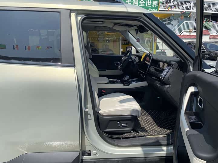 Photo 9 - Jetour Shanhai T1