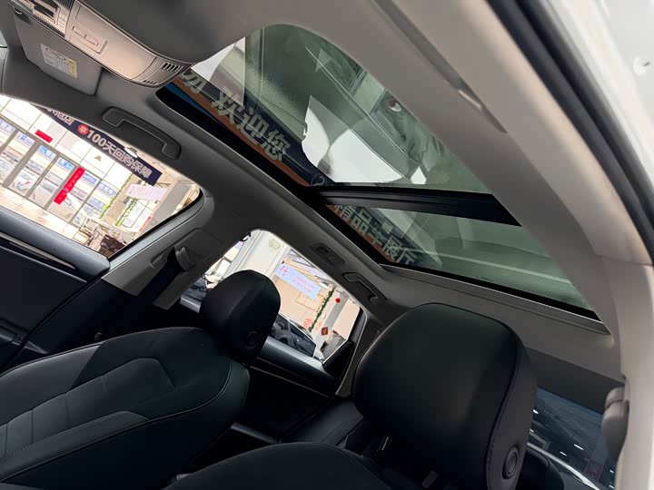 Фото 6 - Volkswagen Sagitar L