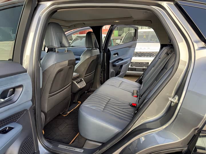 Фото 8 - Nissan Ariya EV