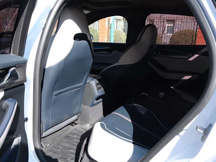 Фото 9 - BYD Qin Plus