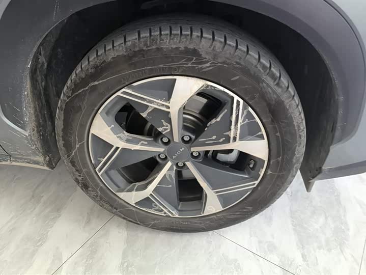 Photo 6 - GAC Aion V