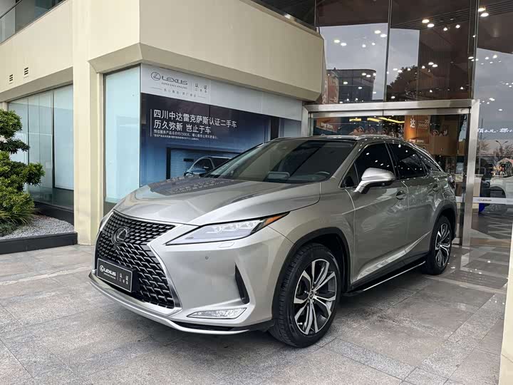 Фото 2 - Lexus RX