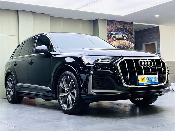 Фото 3 - Audi Q7