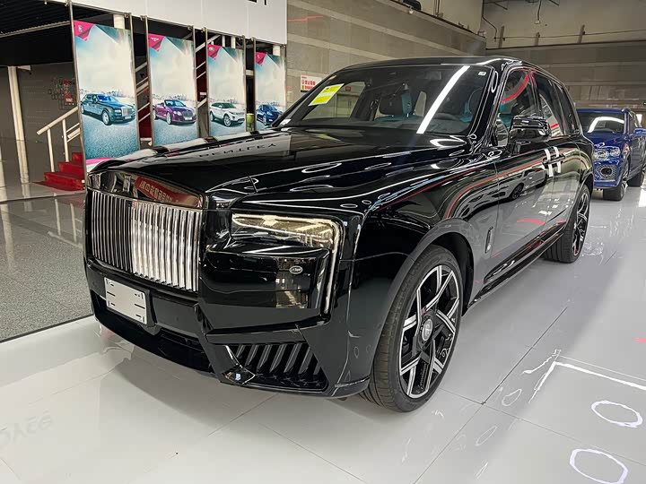 Фото 1 - Rolls-Royce Cullinan