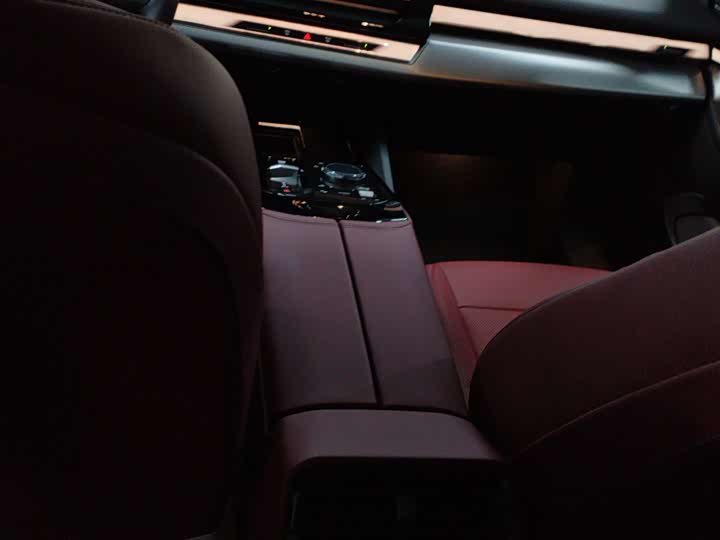 Фото 5 - BMW 5 Series