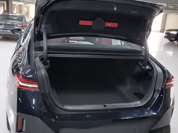 Фото 7 - BMW 5 Series