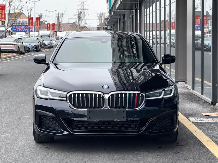 Фото 2 - BMW 5 Series