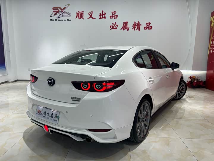 Photo 4 - Mazda 3 (Axela)