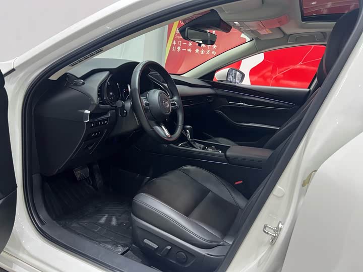 Photo 7 - Mazda 3 (Axela)