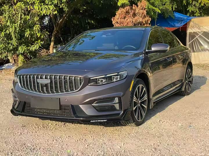 Фото 1 - Geely Preface