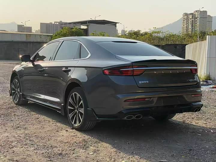 Фото 7 - Geely Preface