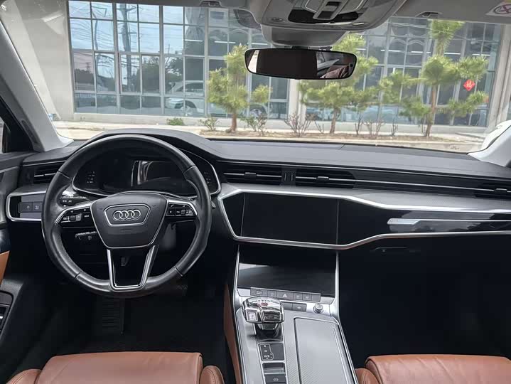 Фото 7 - Audi A6L