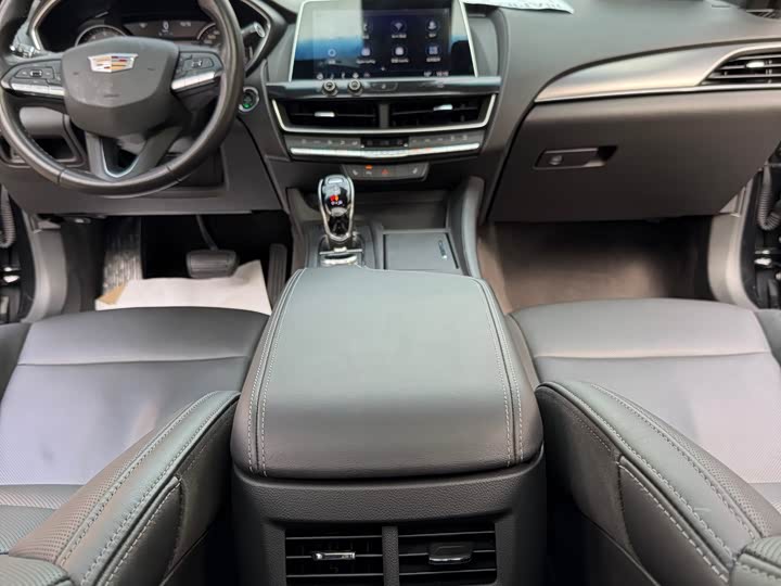 Фото 4 - Cadillac CT5